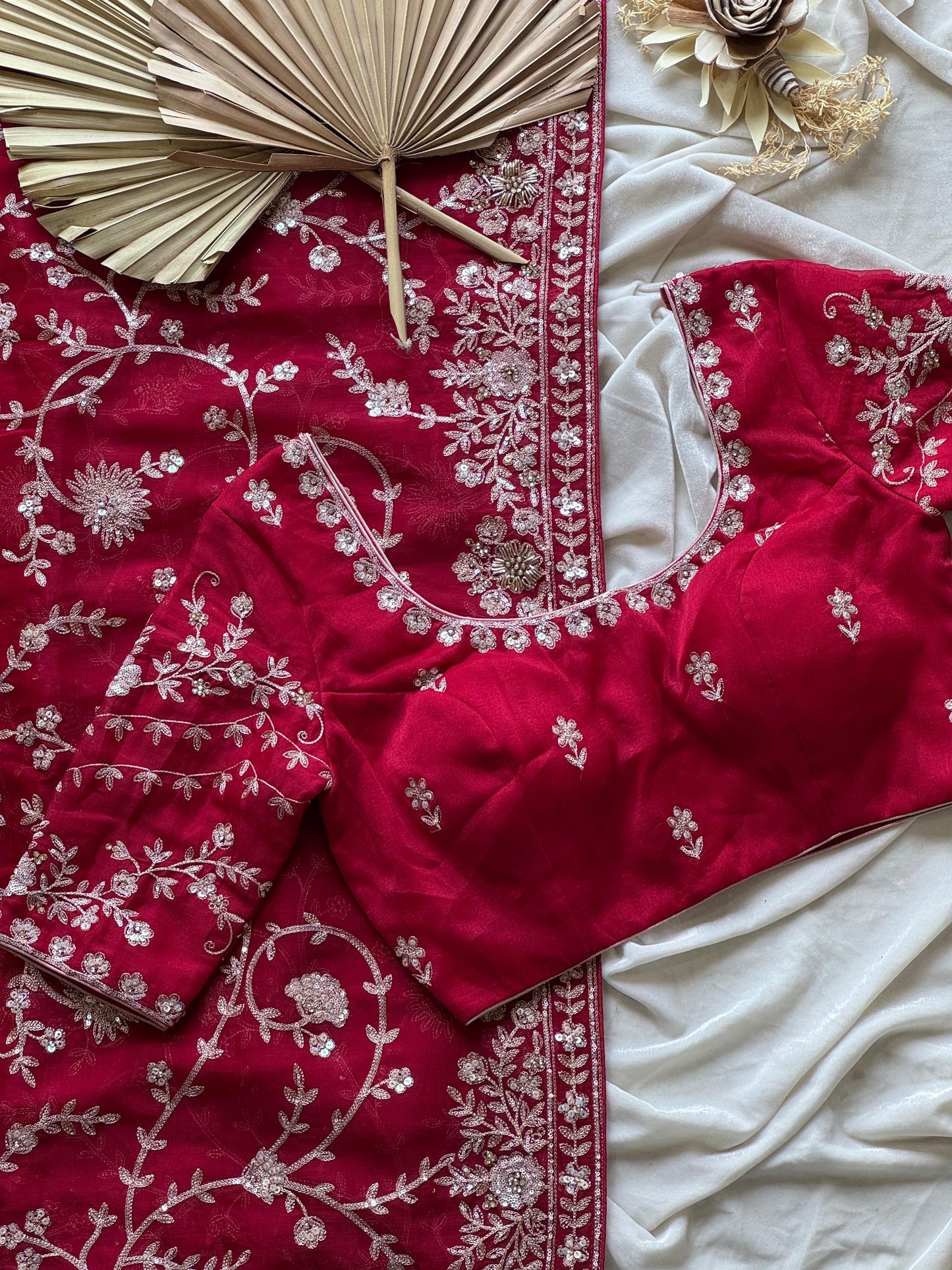 Ruhani Laal Saree
