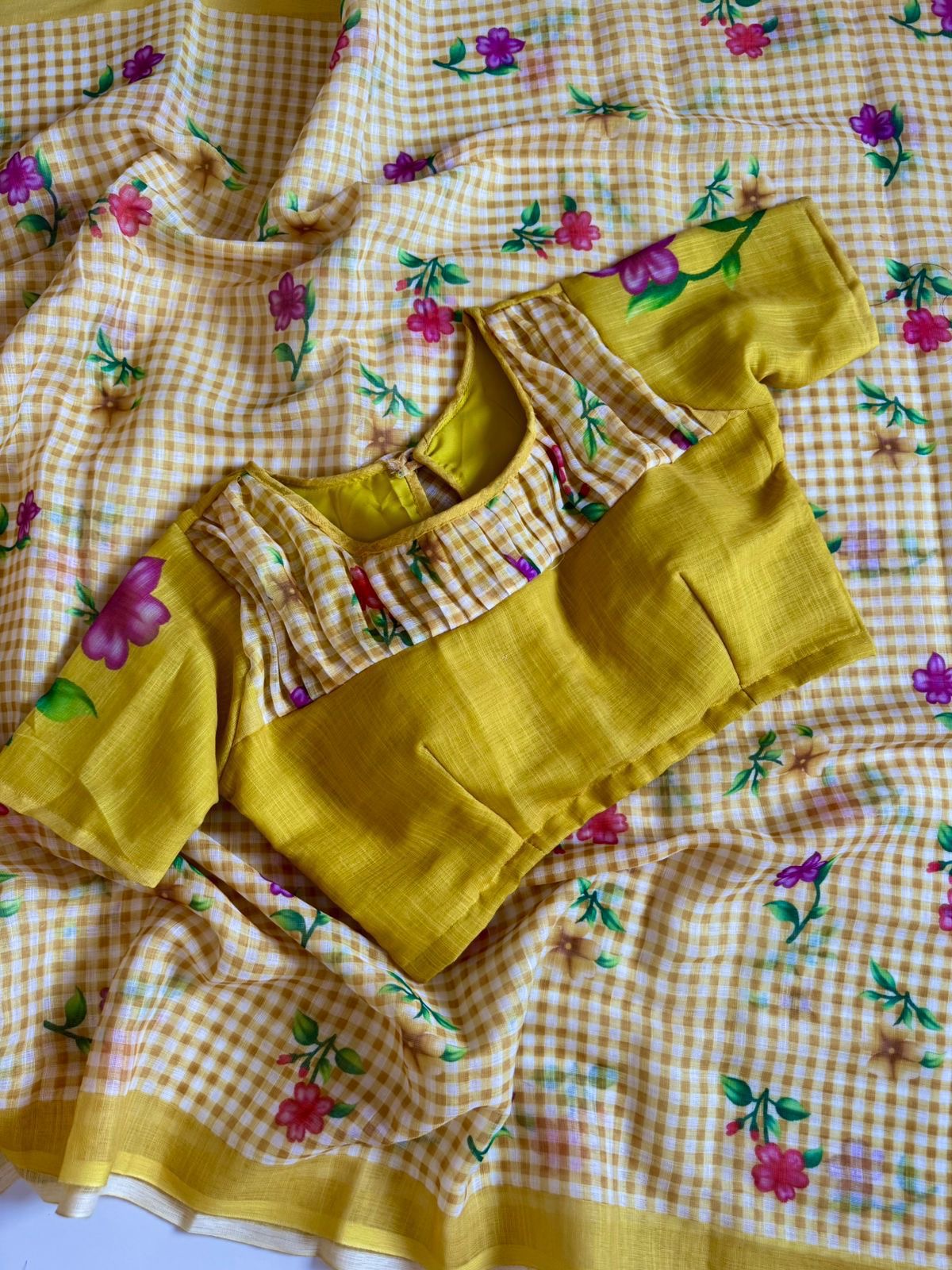 Sunflora checkered Saree