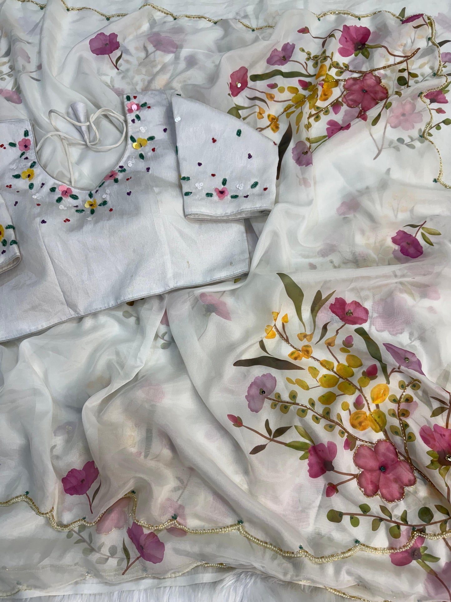 Soft Gardenia Saree(white)