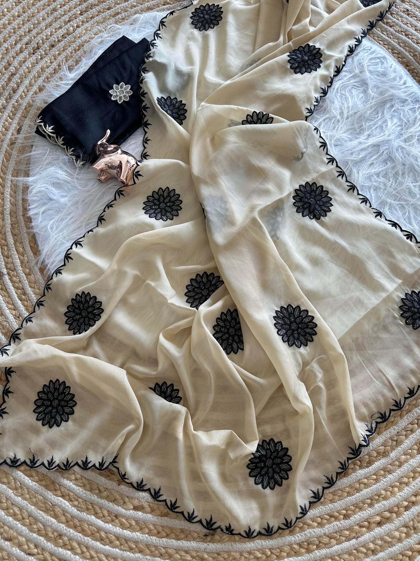 Blooming grace Saree