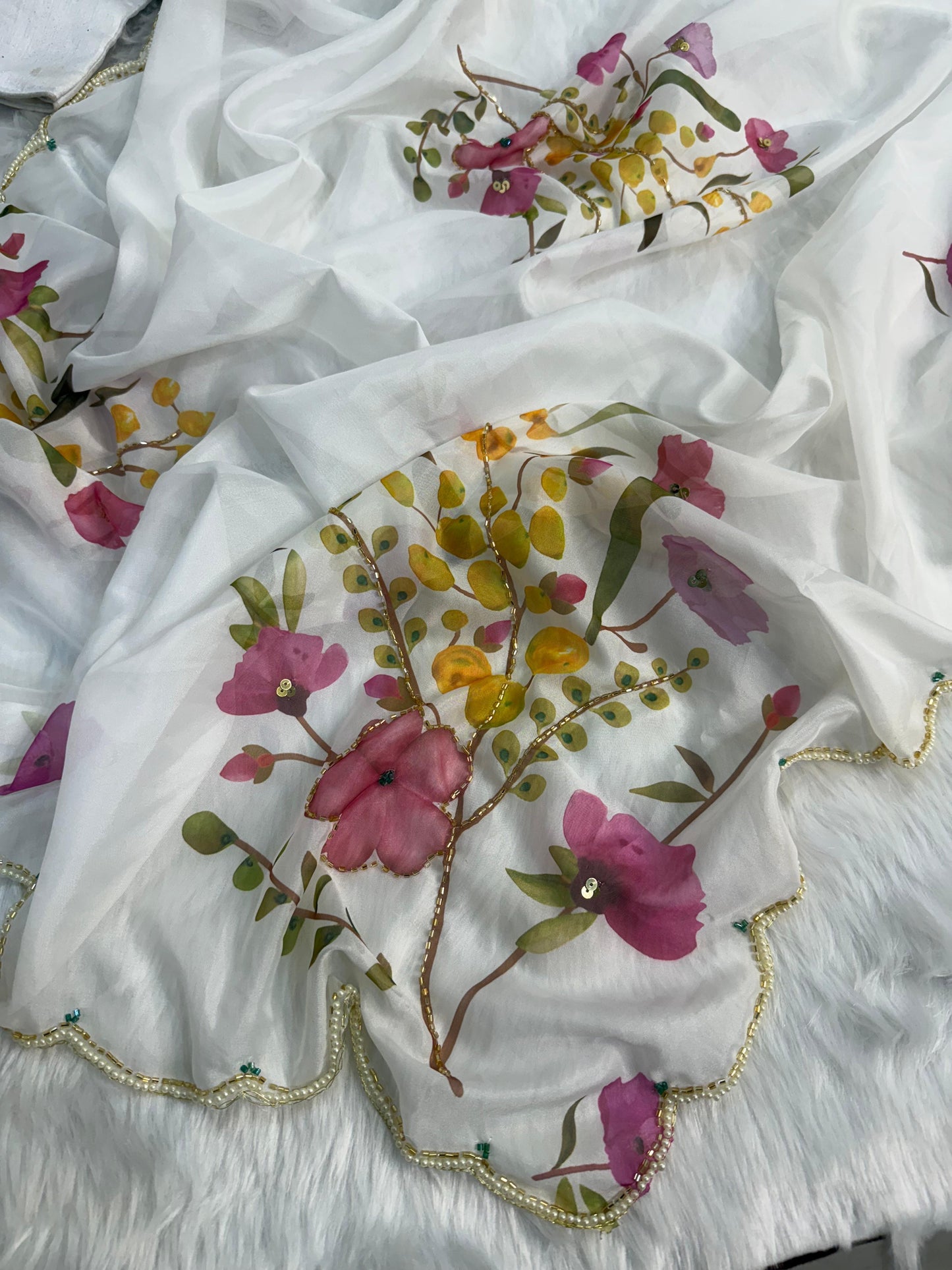 Soft Gardenia Saree(white)