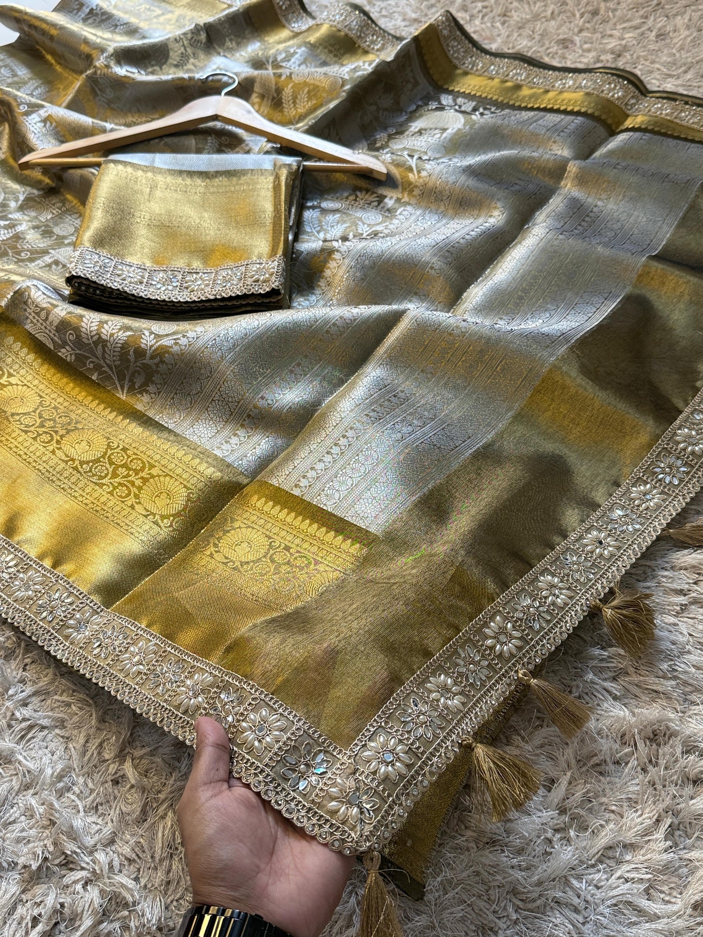 Aura of Gold Saree