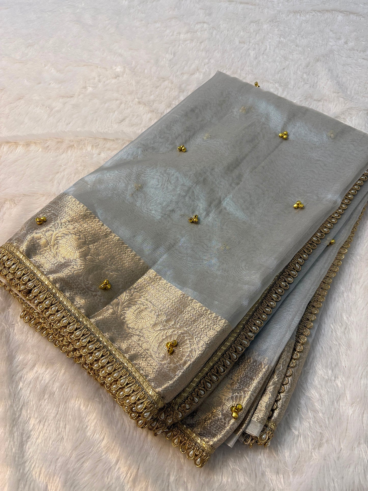 Jhanak Ghoongroo Saree