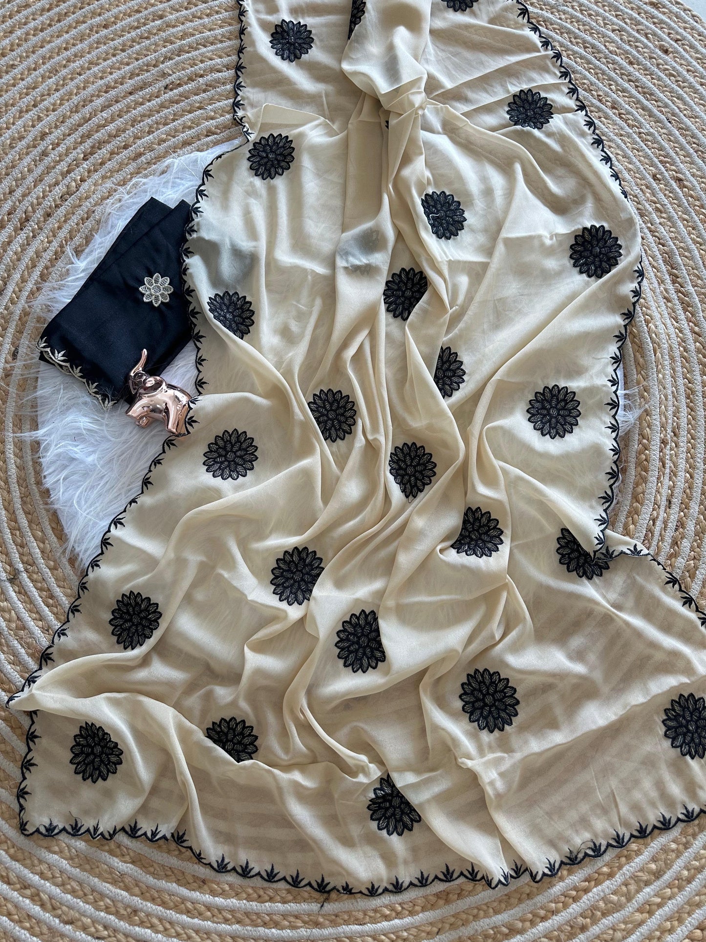 Blooming grace Saree