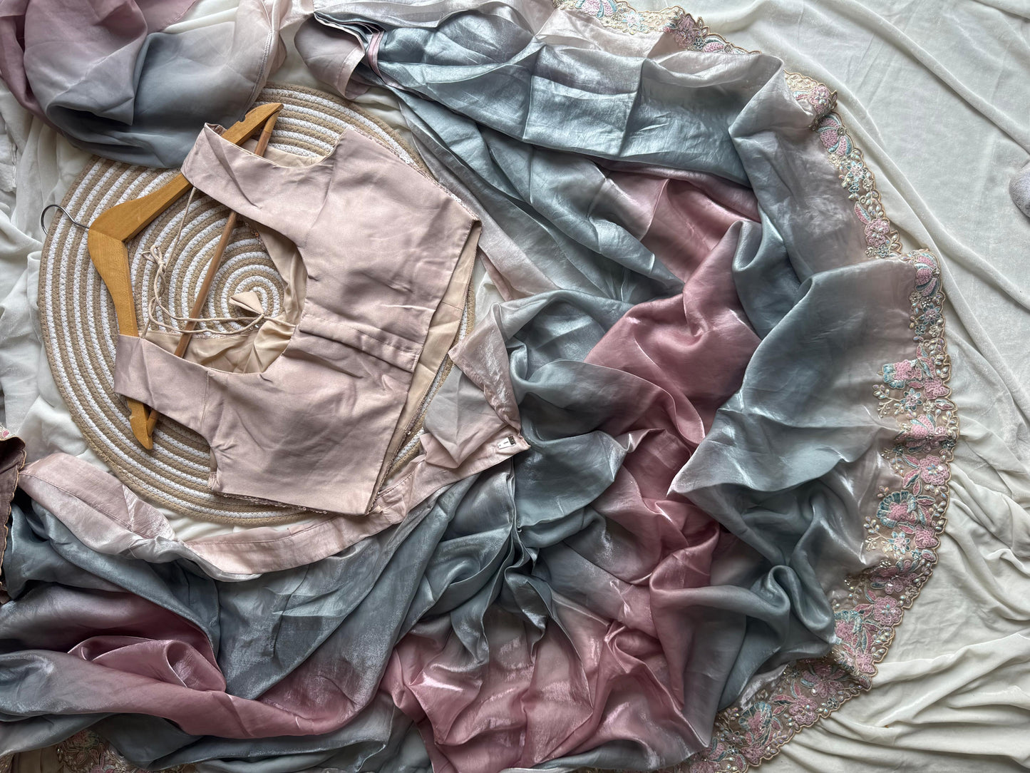 Ishq-e-Pastel Saree(Ready to wear)