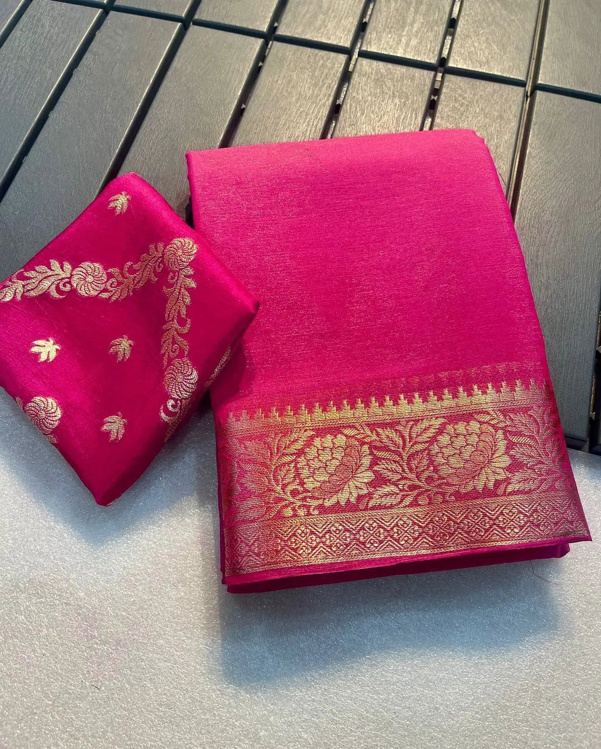 Danica Zari weaving Chiffon Saree