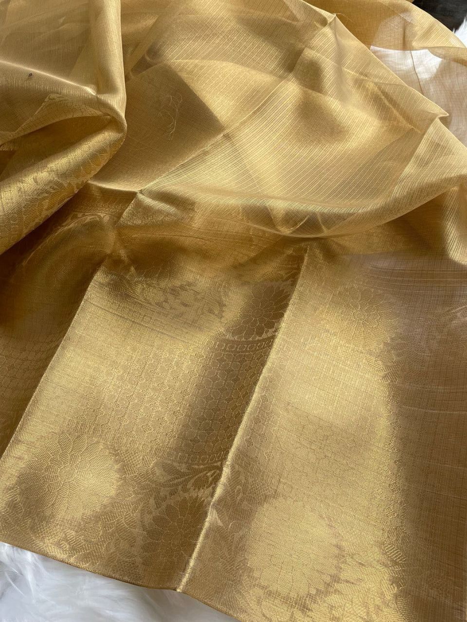Gold Queen Tissue Silk