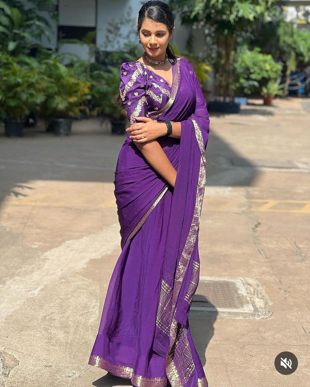 Danica Zari weaving Chiffon Saree