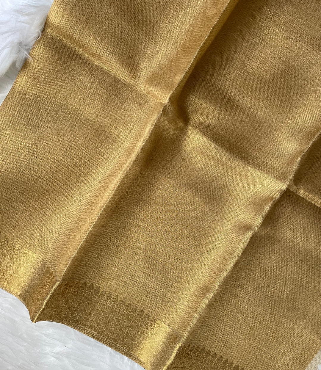 Gold Queen Tissue Silk