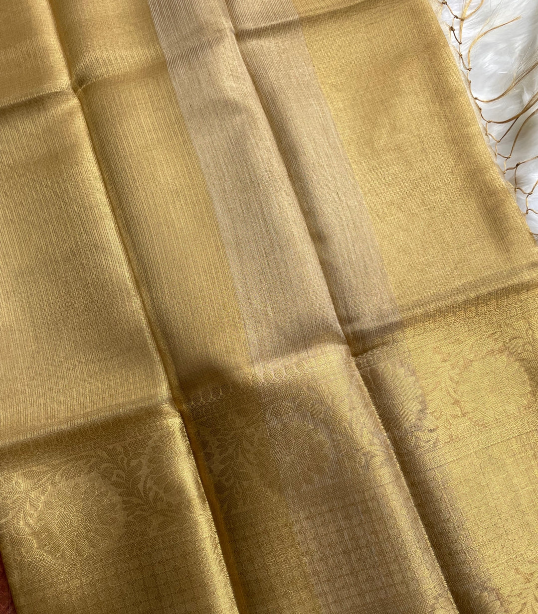 Gold Queen Tissue Silk