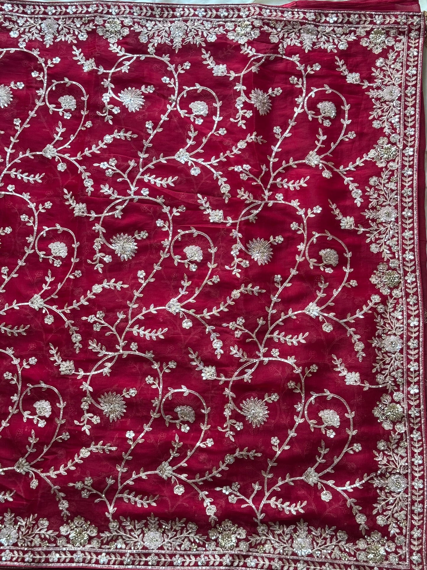 Ruhani Laal Saree