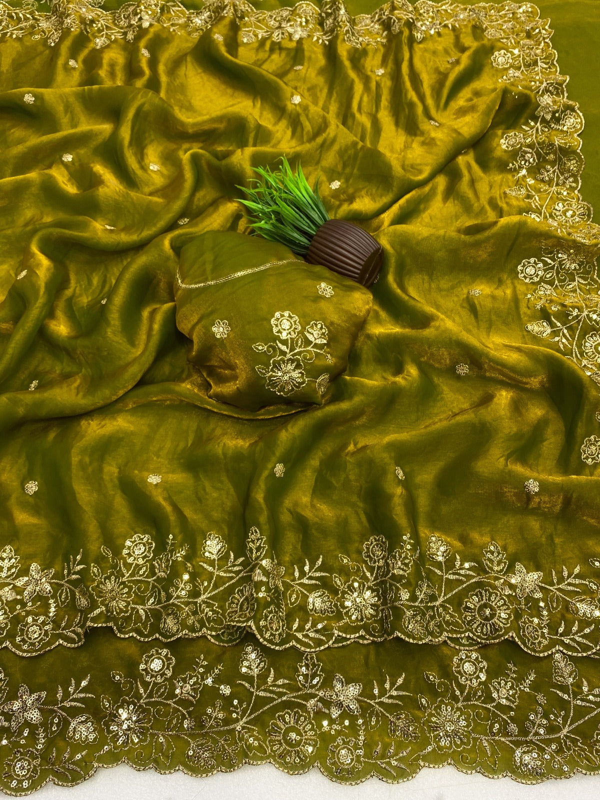 Gulzaar Saree