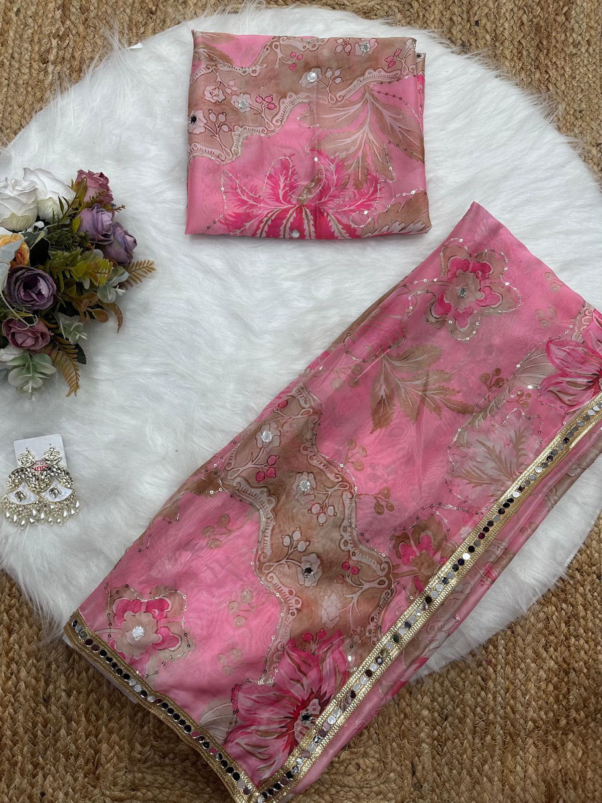 Rose Reverie Saree(Pink)