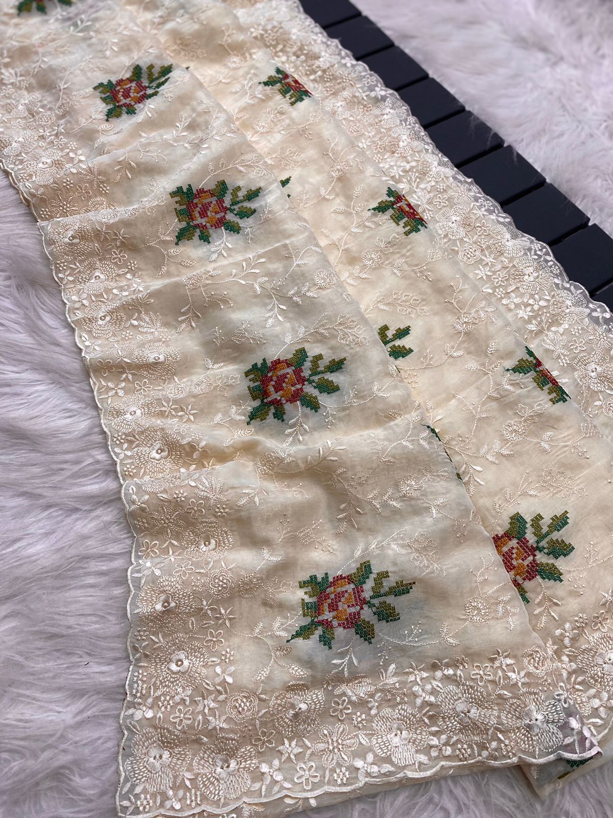 Zareen Saree-(White)